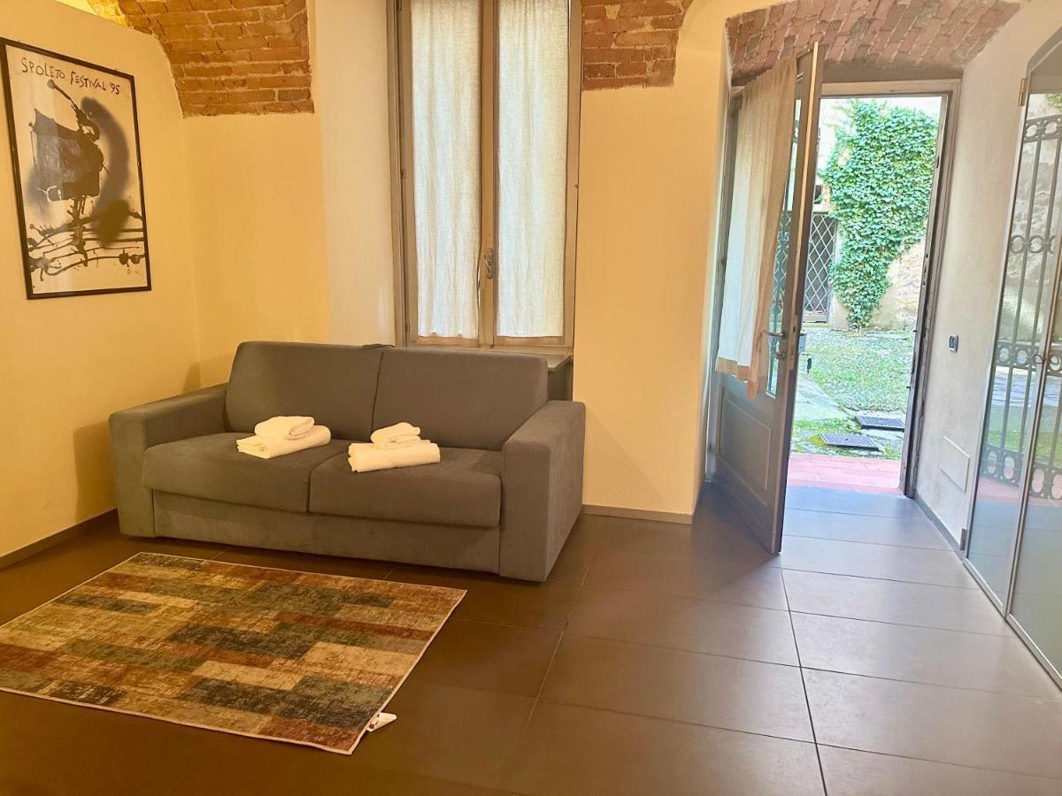 Feel - Luxury Duomo Suite Bergamo Exterior photo