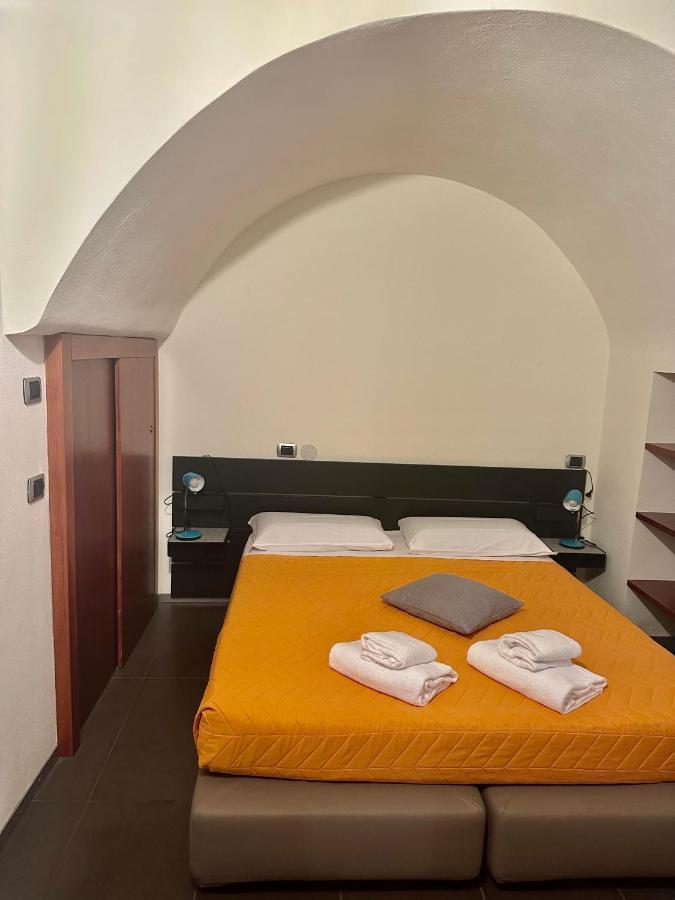 Feel - Luxury Duomo Suite Bergamo Exterior photo